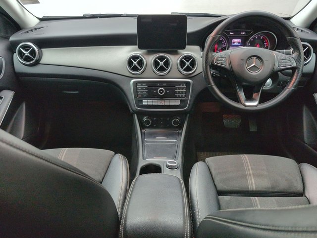 USED 2020 69 MERCEDES-BENZ GLA 1.6 GLA 180 Urban Edition Auto 5dr CLICK+COLLECT / HOME DELIVERY