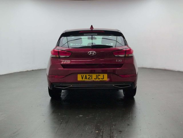 USED 2021 21 HYUNDAI I30 1.0 i30 SE Connect MHEV TGDi 5dr CLICK+COLLECT / HOME DELIVERY