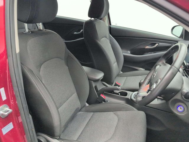 USED 2021 21 HYUNDAI I30 1.0 i30 SE Connect MHEV TGDi 5dr CLICK+COLLECT / HOME DELIVERY
