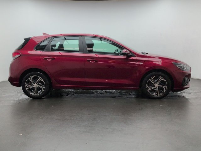 USED 2021 21 HYUNDAI I30 1.0 i30 SE Connect MHEV TGDi 5dr CLICK+COLLECT / HOME DELIVERY