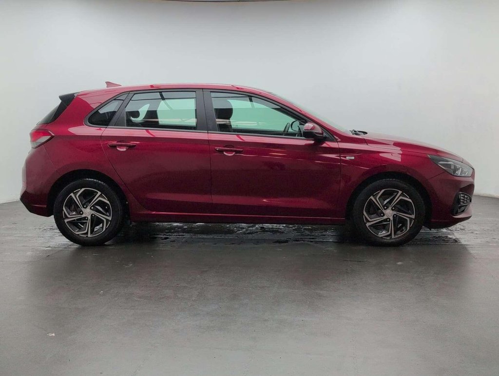 Used 2021 21 HYUNDAI I30 1.0 i30 SE Connect MHEV TGDi 5dr CLICK+COLLECT / HOME DELIVERY