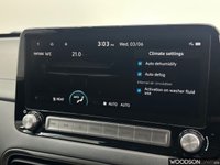 USED 2022 72 HYUNDAI KONA 64kWh Premium SUV 5dr Electric Auto (10.5kW Charger) (204 ps) Apple Car Play / DAB Radio / Reverse Camera / Sat Nav / Heated Seats