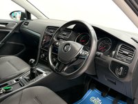 USED 2017 67 VOLKSWAGEN GOLF 1.4 TSI BlueMotion Tech SE Nav Hatchback 5dr Petrol Manual Euro 6 (s/s) (125 ps) Lovely Full Service History Golf with SATNAV, CARPLAY, Front & Rear Parking Sensors, 59000 Miles & 9 Services!