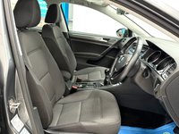 USED 2017 67 VOLKSWAGEN GOLF 1.4 TSI BlueMotion Tech SE Nav Hatchback 5dr Petrol Manual Euro 6 (s/s) (125 ps) Lovely Full Service History Golf with SATNAV, CARPLAY, Front & Rear Parking Sensors, 59000 Miles & 9 Services!