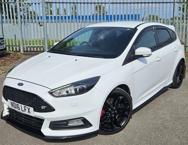 View our FORD FOCUS