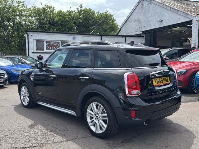 View our MINI COUNTRYMAN