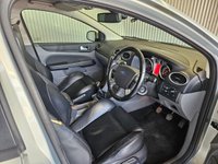 USED 2010 10 FORD FOCUS 2.0 TDCi Titanium Estate 5dr Diesel Manual (147 g/km, 134 bhp) 