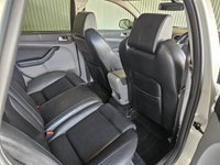 USED 2010 10 FORD FOCUS 2.0 TDCi Titanium Estate 5dr Diesel Manual (147 g/km, 134 bhp) 