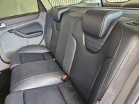 USED 2010 10 FORD FOCUS 2.0 TDCi Titanium Estate 5dr Diesel Manual (147 g/km, 134 bhp) 