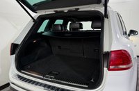 USED 2017 17 VOLKSWAGEN TOUAREG 3.0 TDI V6 BlueMotion Tech R-Line Plus SUV 5dr Diesel Tiptronic 4WD Euro 6 (s/s) (262 ps) 