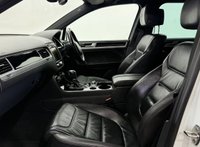 USED 2017 17 VOLKSWAGEN TOUAREG 3.0 TDI V6 BlueMotion Tech R-Line Plus SUV 5dr Diesel Tiptronic 4WD Euro 6 (s/s) (262 ps) 