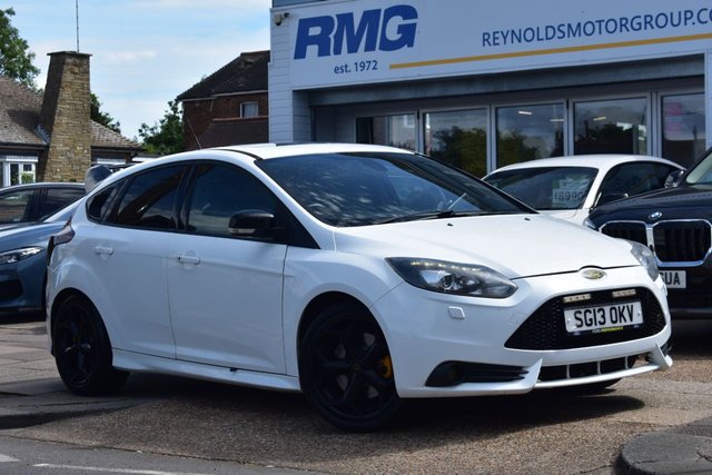 View our Ford Focus 2.0T EcoBoost ST-3 Hatchback 5dr Petrol Manual Euro 5 | 2 KEYS |  SUNROOF | ST RECCARO SEATS | SONY SOUND SYSTEM | BLUETOOTH CONNECTIVITY 