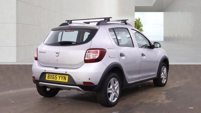 View our DACIA SANDERO STEPWAY