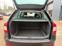 USED 2012 12 SKODA OCTAVIA 1.4 TSI Elegance Estate 5dr Petrol DSG Euro 5 (122 ps) Great Service Record, Warranty
