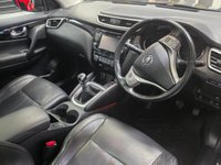 USED 2015 65 NISSAN QASHQAI 1.6 dCi Tekna SUV 5dr Diesel Manual 4WD Euro 6 (s/s) (130 ps) 