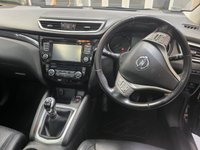 USED 2015 65 NISSAN QASHQAI 1.6 dCi Tekna SUV 5dr Diesel Manual 4WD Euro 6 (s/s) (130 ps) 