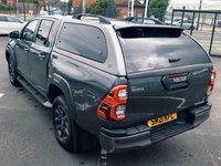 USED 2021 21 TOYOTA HI-LUX 2.8 D-4D Invincible X Pickup Double Cab 4dr Diesel Auto 4WD Euro 6 (s/s) (204 ps) 