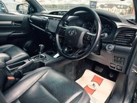 USED 2021 21 TOYOTA HI-LUX 2.8 D-4D Invincible X Pickup Double Cab 4dr Diesel Auto 4WD Euro 6 (s/s) (204 ps) 