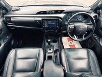 USED 2021 21 TOYOTA HI-LUX 2.8 D-4D Invincible X Pickup Double Cab 4dr Diesel Auto 4WD Euro 6 (s/s) (204 ps) 