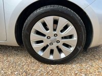 USED 2014 64 KIA RIO 1.4 2 Hatchback 5dr Petrol Manual Euro 5 (107 bhp) Low Insurance + Bluetooth & Air Conditioning