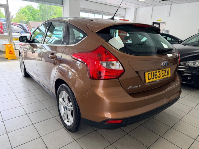 View our FORD FOCUS