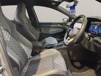 USED 2022 22 VOLKSWAGEN GOLF 1.5 eTSI MHEV R-Line Hatchback 5dr Petrol Hybrid DSG Euro 6 (s/s) (150 ps) 