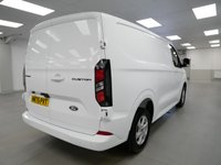 USED 2025 75 FORD TRANSIT CUSTOM 320 2.0 EBL 136 BHP SWB LIMITED  320 WEIGHT | HIGH SPEC | CARPLAY | AIR CON