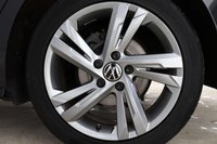 USED 2024 73 VOLKSWAGEN GOLF 1.5 TSI R-Line Hatchback 5dr Petrol Manual Euro 6 (s/s) (130 ps) NEW IN STOCK