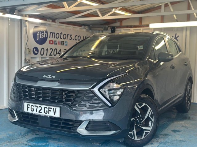 View our Kia Sportage 1.6 CRDi 2 SUV 5dr Diesel Manual Euro 6 (s/s) (113 bhp)+2 KEYS+1 OWNER FROM NEW+ALLOYS+NEWER SHAPE+HISTORY+PARK CONTROL+CLIMATE+BLUETOOTH+MEDIA+APPS+USB+AUX+DAB+CRUISE+