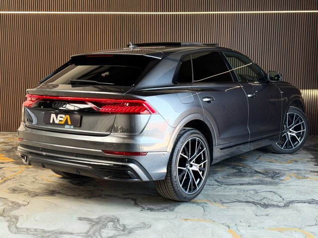 View our AUDI Q8