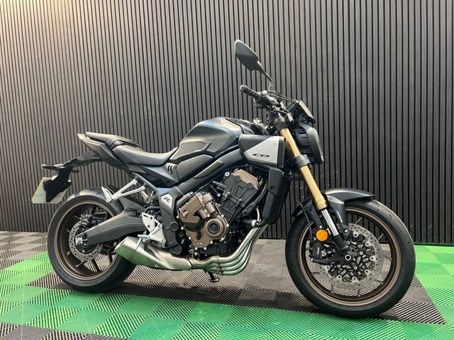 View our HONDA CB650R