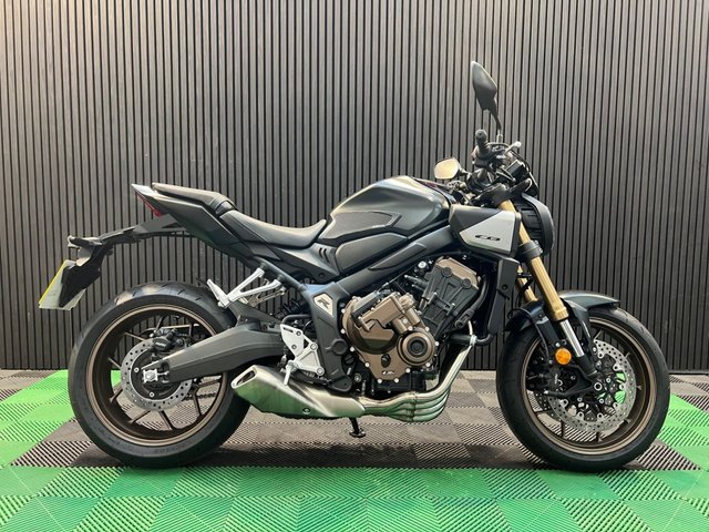 View our HONDA CB650R