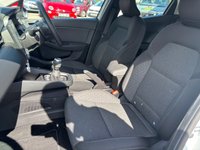 USED 2022 22 RENAULT CLIO 1.0 TCe Iconic Edition Hatchback 5dr Petrol Manual Euro 6 (s/s) (90 ps) Sat Nav, Rear Sensors.