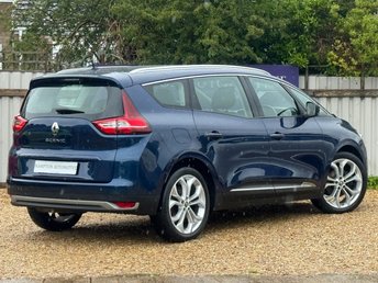 View our RENAULT GRAND SCENIC