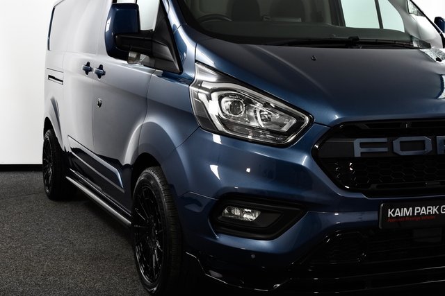 USED 2022 22 FORD TRANSIT CUSTOM 2.0 300 EcoBlue Limited Panel Van 5dr Diesel Auto L2 H1 Euro 6 (s/s) (130 ps) Bespoke | Apple Play | Aero Pk