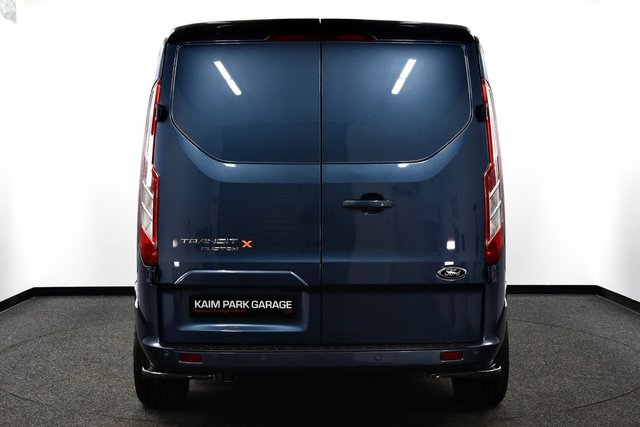 USED 2022 22 FORD TRANSIT CUSTOM 2.0 300 EcoBlue Limited Panel Van 5dr Diesel Auto L2 H1 Euro 6 (s/s) (130 ps) Bespoke | Apple Play | Aero Pk