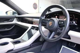 2023 PORSCHE TAYCAN
