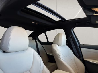 View our BMW 3 SERIES