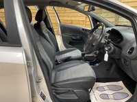 USED 2011 11 VAUXHALL CORSA 1.4 16V SE Hatchback 5dr Petrol Manual Wide Ratio Euro 5 (100 ps) 45,392 MILES ONLY TWO LADY OWNERS EXC CONDITION