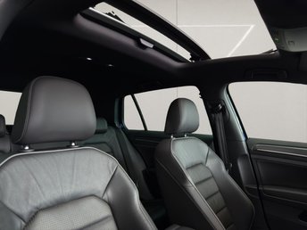 View our VOLKSWAGEN GOLF