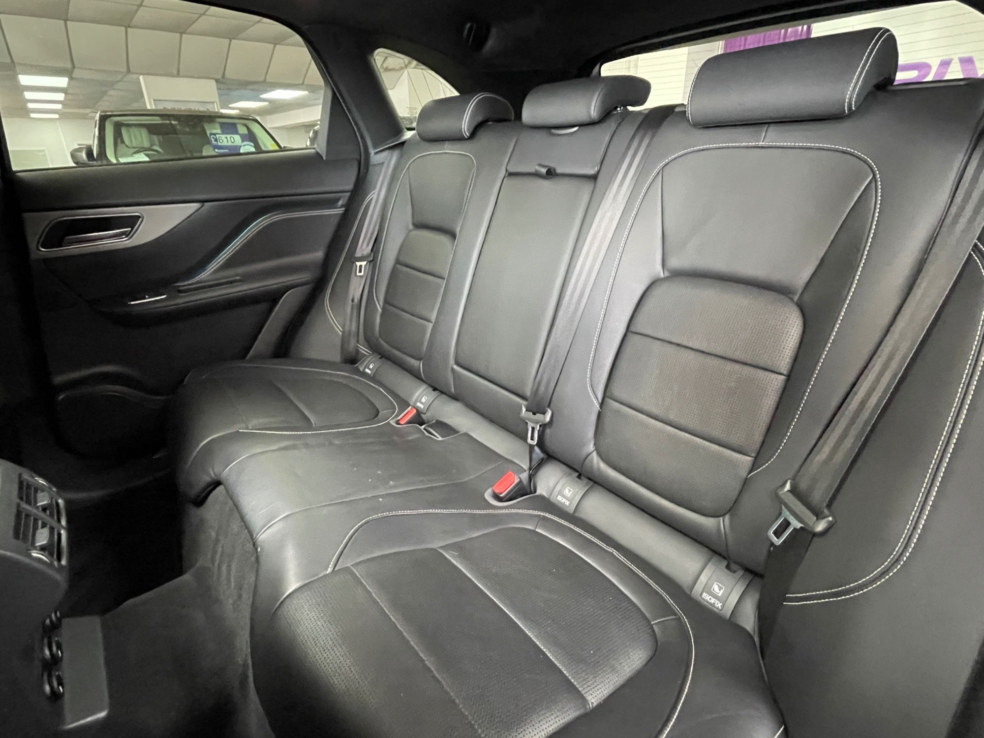 USED 2018 68 JAGUAR F-PACE 3.0 D300 V6 S SUV 5dr Diesel Auto AWD Euro 6 (s/s) (300 ps) 