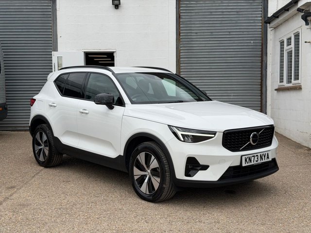 View our VOLVO XC40