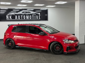 View our VOLKSWAGEN GOLF