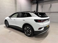 USED 2022 22 VOLKSWAGEN ID.4 Pro Performance 77kWh Family SUV 5dr Electric Auto (204 ps) PANORAMIC SUNROOF + SAT-NAV + HEATED SEATS + HEATED STEERING WHEEL