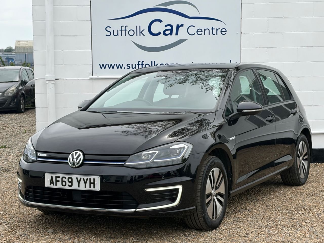 VOLKSWAGEN GOLF 35.8KWH E GOLF HATCHBACK 5DR ELECTRIC AUTO 136 PS WWW.SUFFOLKCARCENTRE.CO.UK LOCATED AT...