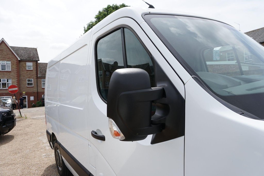 USED 2017 17 NISSAN NV400 2.3 dCi 33 SE FWD L1 H1 Euro 6 5dr IDEAL CAMPER CONVERSION!!!