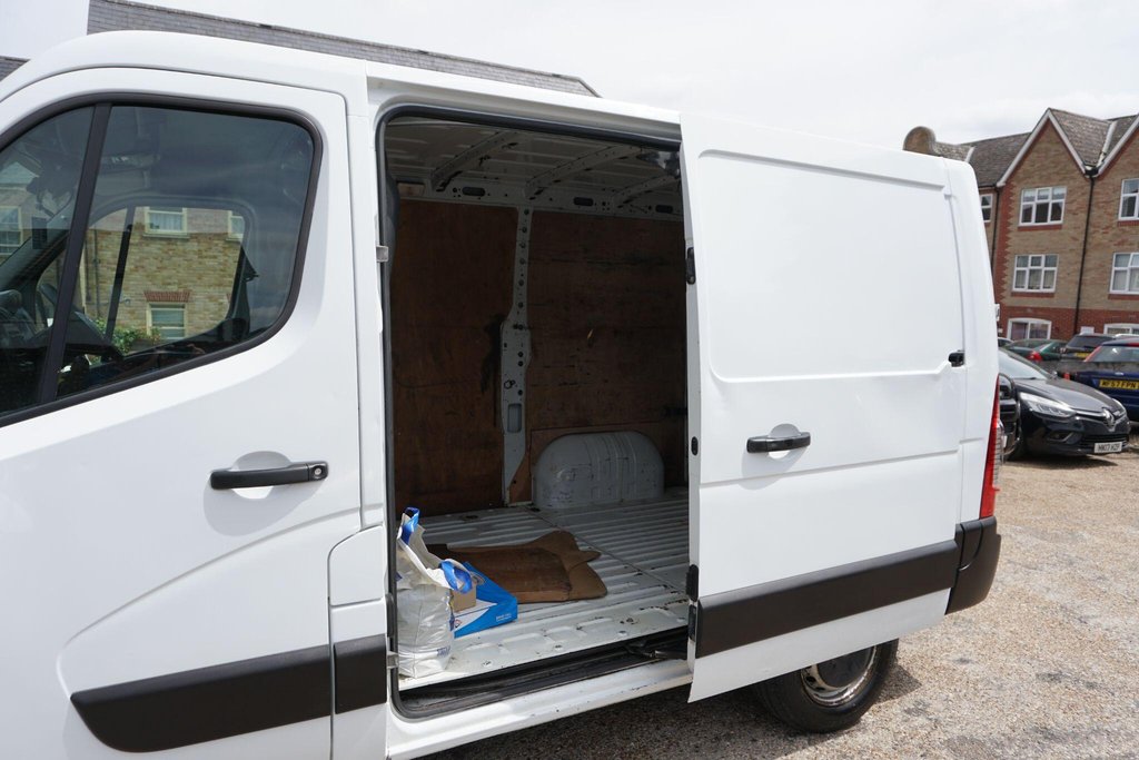 USED 2017 17 NISSAN NV400 2.3 dCi 33 SE FWD L1 H1 Euro 6 5dr IDEAL CAMPER CONVERSION!!!