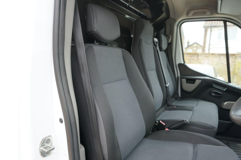 USED 2017 17 NISSAN NV400 2.3 dCi 33 SE FWD L1 H1 Euro 6 5dr IDEAL CAMPER CONVERSION!!!