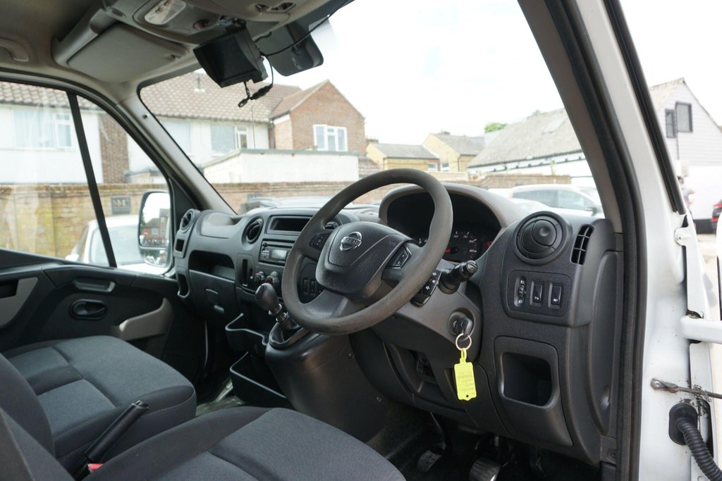 USED 2017 17 NISSAN NV400 2.3 dCi 33 SE FWD L1 H1 Euro 6 5dr IDEAL CAMPER CONVERSION!!!