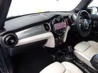 USED 2022 72 MINI HATCH 1.5 Cooper Exclusive Hatchback 5dr Petrol Steptronic Euro 6 (s/s) (136 ps) PREMIUM PLUS PACK-PAN ROOF